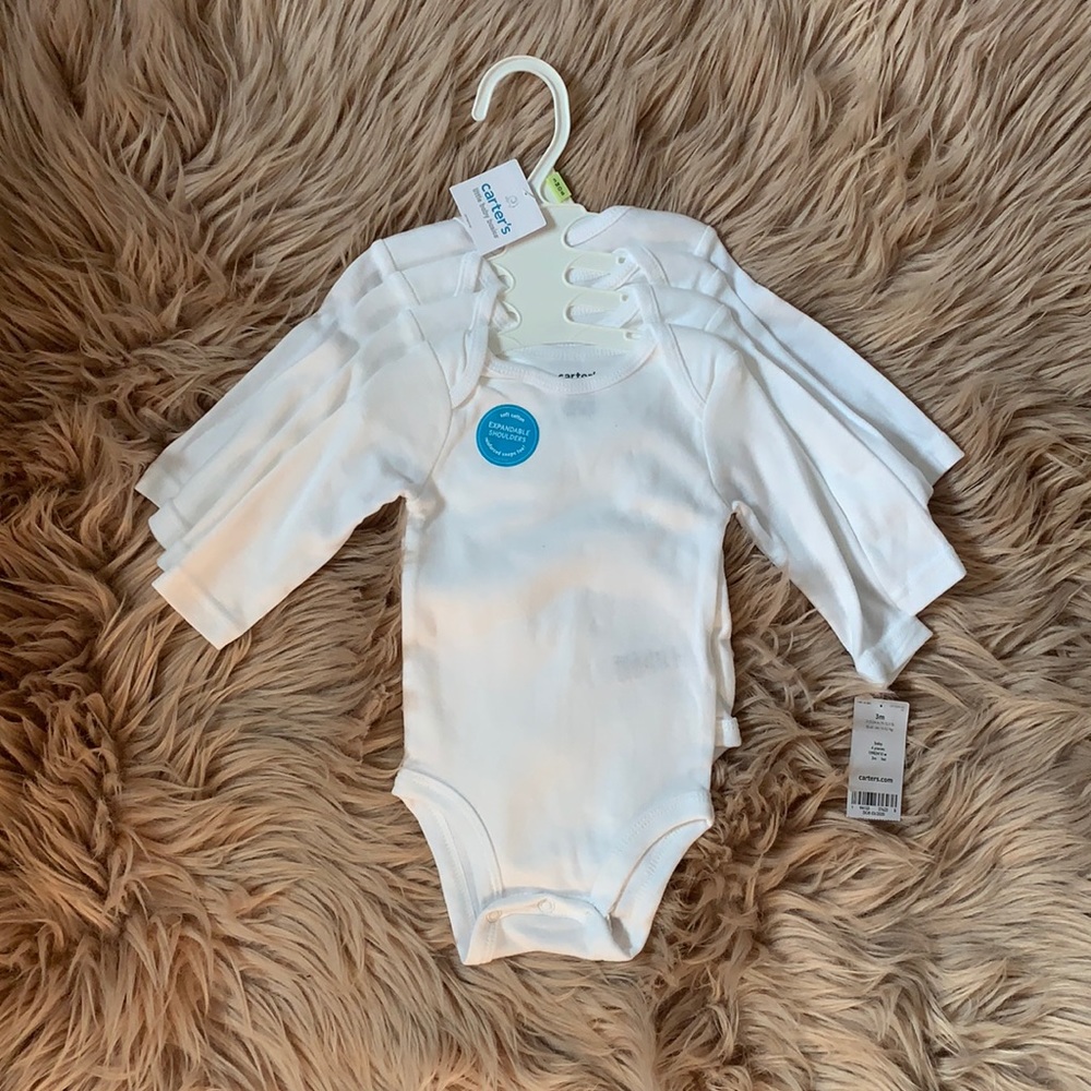NWT baby 4 pack long sleeve bodysuit